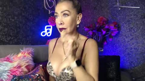 EvelynaGrey online show from January 22, 2025, 5:16 am