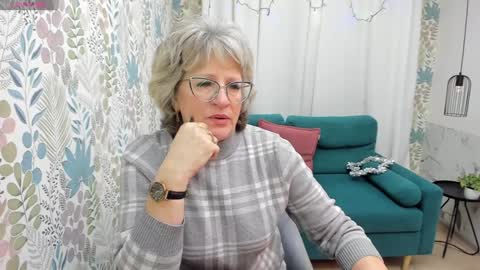 Snapshot of evelynblissful chatting on January 9, 2025, 5:02 am Evelyn online show from January 9, 2025, 5:02 am