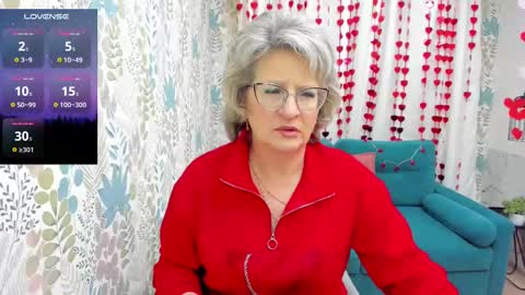 Snapshot of evelynblissful chatting on February 17, 2025, 6:31 am Evelyn online show from February 17, 2025, 6:31 am