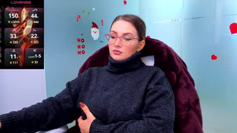 evelyne_rose online show from December 14, 2024, 5:40 am