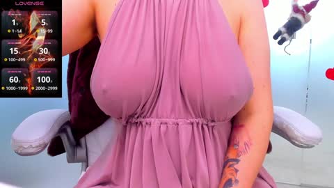 evelyne_rose online show from December 14, 2024, 8:45 am