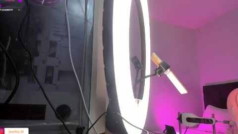 Snapshot of evelynhoward23 chatting on May 26, 2026, 9:33 pm LAURA SOFIA INDEPENDENT MODEL FOLLOW ME NOW ALMOST 10000 FOLLOWERS online show from May 26, 2026, 9:33 pm