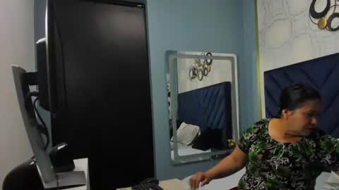 Snapshot of evelynrosi_ chatting on July 9, 2026, 11:58 am evelynrosi_ online show from July 9, 2026, 11:58 am