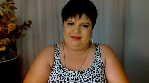 EveMilf online show from September 17, 2025, 2:19 pm