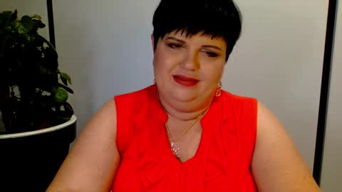 EveMilf online show from September 22, 2025, 3:58 pm