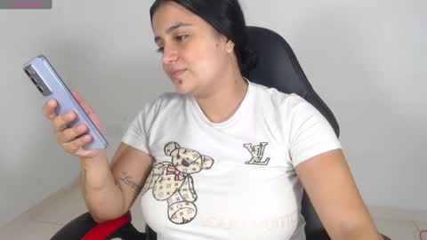 evelin 3 online show from December 20, 2024, 1:00 pm