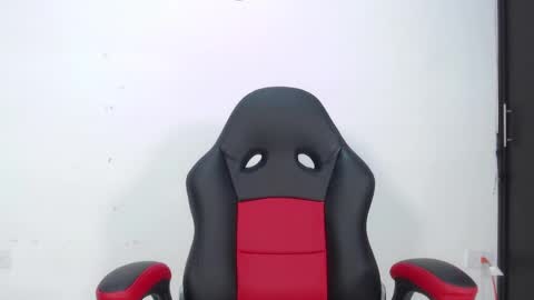 evelin 3 online show from February 2, 2025, 3:49 pm