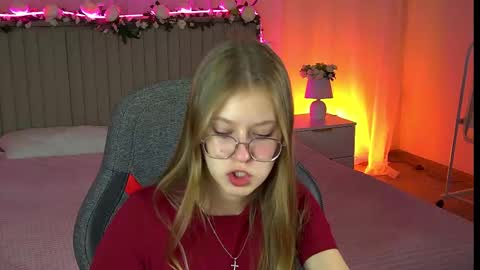 Snapshot of evemundie chatting on October 14, 2025, 12:17 pm Eve online show from October 14, 2025, 12:17 pm