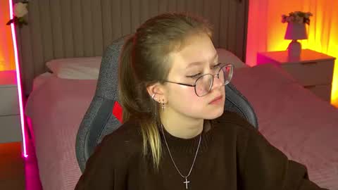 Snapshot of evemundie chatting on October 30, 2025, 1:34 pm Eve online show from October 30, 2025, 1:34 pm