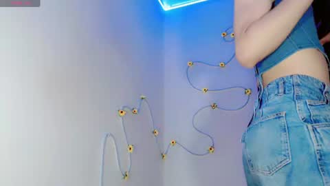 Snapshot of everlin_01 chatting on June 13, 2026, 7:01 pm everlin_01 online show from June 13, 2026, 7:01 pm