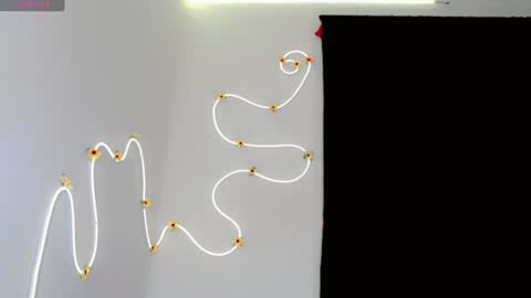 Snapshot of everlin_01 chatting on June 19, 2026, 3:00 am everlin_01 online show from June 19, 2026, 3:00 am