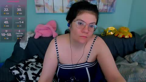 Snapshot of everly_rays chatting on June 1, 2026, 8:49 am Everly online show from June 1, 2026, 8:49 am