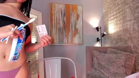 Sophia online show from February 12, 2025, 8:07 pm