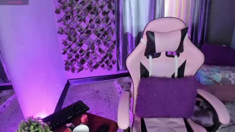 evha_gala online show from February 24, 2025, 1:42 pm