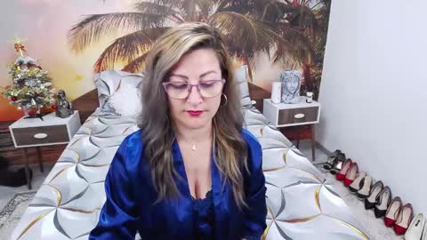 Snapshot of eviajoness chatting on December 11, 2024, 9:23 pm Evia online show from December 11, 2024, 9:23 pm