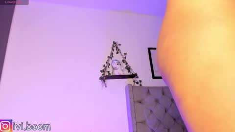 Ivi Alejandra  online show from February 21, 2025, 3:01 am