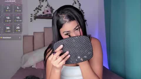 Snapshot of evieh1_ chatting on August 5, 2026, 11:28 pm Ivi Alejandra online show from August 5, 2026, 11:28 pm
