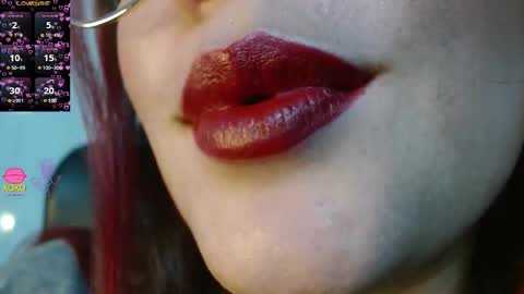 Snapshot of evolethmontenegros chatting on December 18, 2024, 7:26 am Evoleth online show from December 18, 2024, 7:26 am