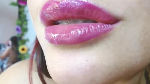 Snapshot of evolethmontenegros chatting on December 19, 2024, 6:45 am Evoleth online show from December 19, 2024, 6:45 am