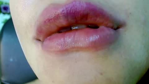 Snapshot of evolethmontenegros chatting on January 9, 2025, 9:59 am Evoleth online show from January 9, 2025, 9:59 am