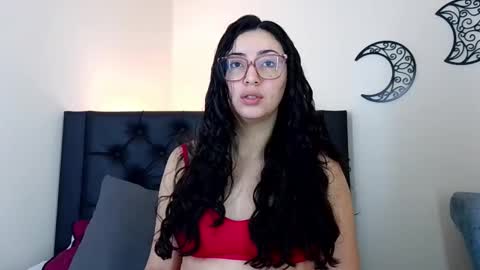 Evolet online show from February 8, 2026, 5:49 pm