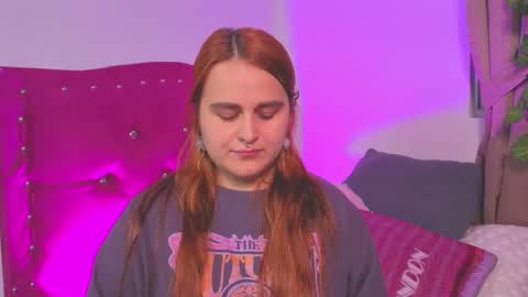 EVY online show from September 25, 2025, 1:53 am