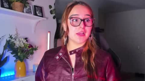 EVY online show from February 26, 2026, 3:49 am