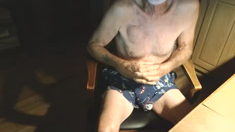 Snapshot of ewjackaz chatting on April 3, 2026, 4:10 am ewjackaz online show from April 3, 2026, 4:10 am