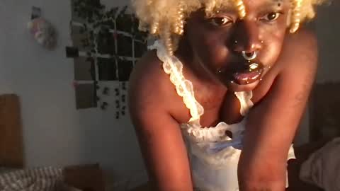 excho online show from April 10, 2026, 9:52 pm