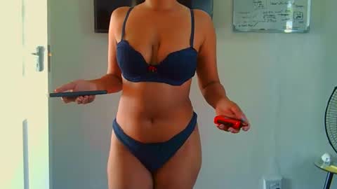 courtney online show from April 14, 2026, 6:52 am