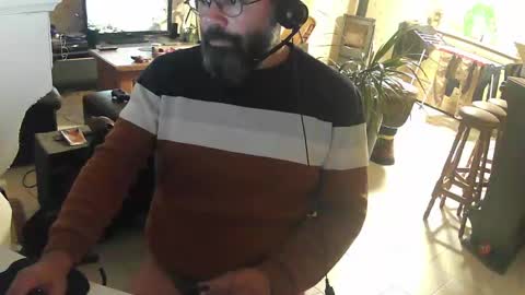 Gio online show from December 2, 2024, 9:17 pm