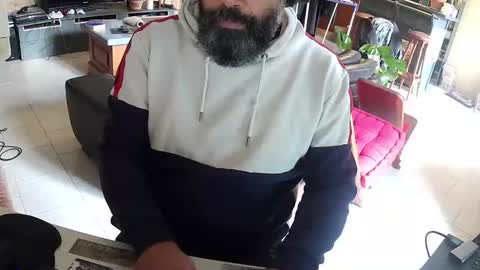 Gio online show from January 19, 2026, 11:36 am