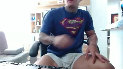 Snapshot of exotic_dude chatting on December 12, 2024, 6:21 pm camilo online show from December 12, 2024, 6:21 pm