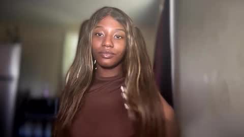 Snapshot of exoticaqua chatting on September 28, 2025, 4:56 pm exoticaqua online show from September 28, 2025, 4:56 pm