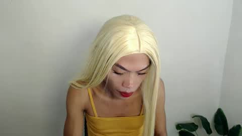 exoticdol30 online show from April 26, 2026, 2:15 pm