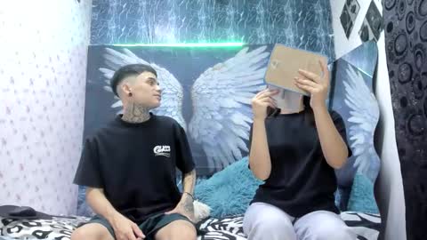 Snapshot of exotichot_couple chatting on April 15, 2026, 12:17 am exotichot_couple online show from April 15, 2026, 12:17 am