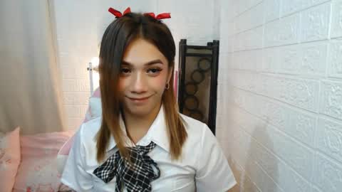 exotictssavie online show from January 15, 2025, 10:35 pm