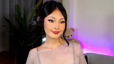 Candy  online show from December 5, 2024, 2:11 pm