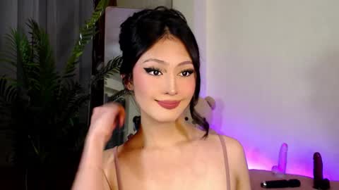 Candy  online show from December 13, 2024, 11:13 am