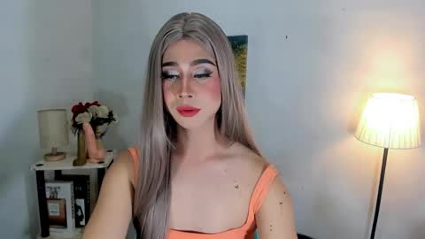 Snapshot of expensive_elise chatting on March 2, 2026, 12:34 pm expensive_elise online show from March 2, 2026, 12:34 pm