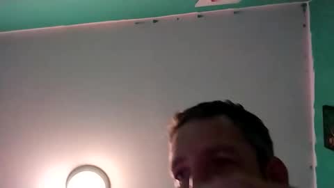 Snapshot of experttreecompany chatting on February 20, 2026, 10:05 am experttreecompany online show from February 20, 2026, 10:05 am