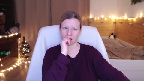 Snapshot of exponentex5 chatting on December 31, 2024, 12:43 am Crystal online show from December 31, 2024, 12:43 am