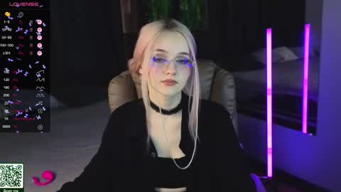 exxxcore_ online show from October 23, 2025, 10:58 am