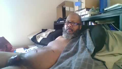 eyequee0007 online show from February 5, 2026, 7:51 pm