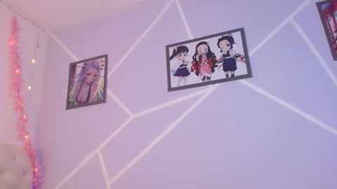 eyes_moonn online show from November 27, 2025, 12:35 am