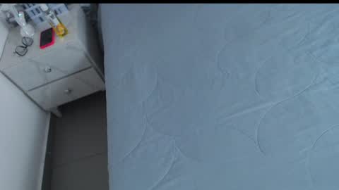 eylin_sofia online show from December 11, 2024, 9:30 am