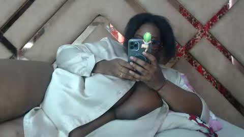 eyshaexotii online show from March 5, 2026, 6:59 pm