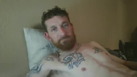 Snapshot of eze420711 chatting on January 11, 2025, 8:22 am Rustynailher online show from January 11, 2025, 8:22 am