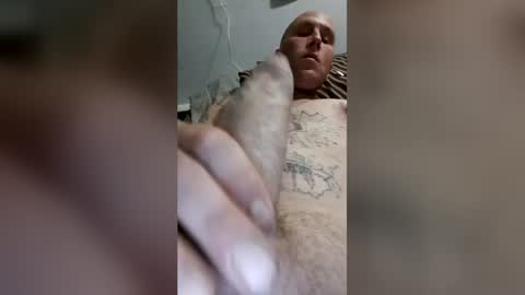 ezekielll1999 online show from May 25, 2026, 4:18 am
