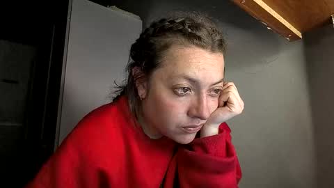 Snapshot of ezlngirl chatting on April 10, 2026, 3:34 am Aimee online show from April 10, 2026, 3:34 am